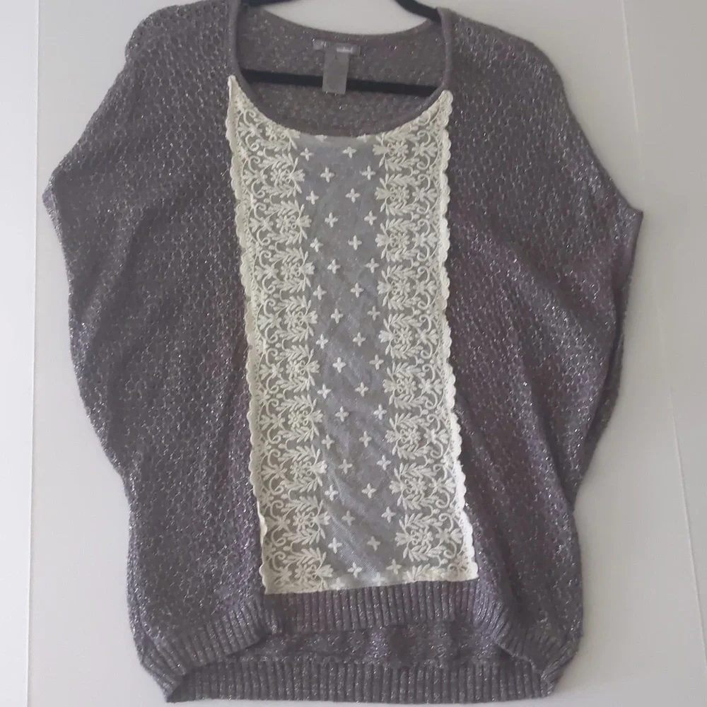 Gray and cream batwing type/ sleeveless crochet sweater. Women's size large
